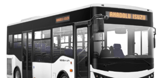 Anadolu Isuzu midibüs ihracat şampiyonluğunu devam ettiriyor