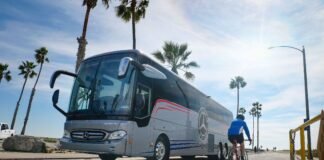 Türkiye’de üretilen Mercedes-Benz Tourrider İlk Büyük Siparişini Aldı