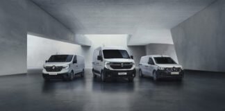 RENAULT, YENİLENEN HAFİF TİCARİ AİLESİYLE TİCARİ PAZARINDA ATAĞA GEÇİYOR